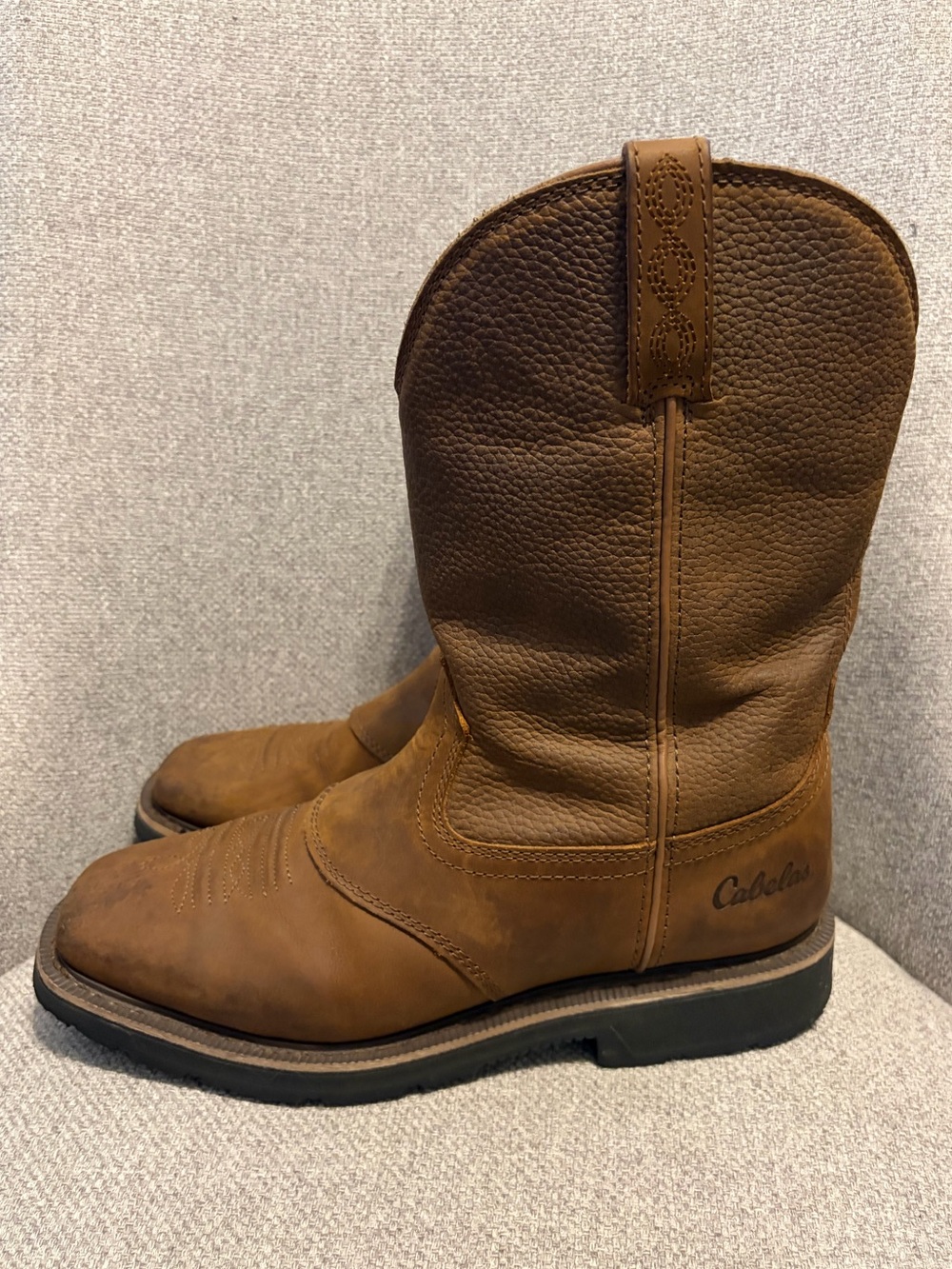 CABELA’S- men’s 10.5 D Pinedale Square-Toe Western Work Boots